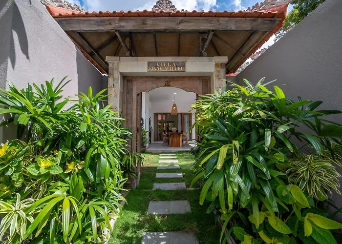 Tropical Villa Sinar Maluku Uluwatu